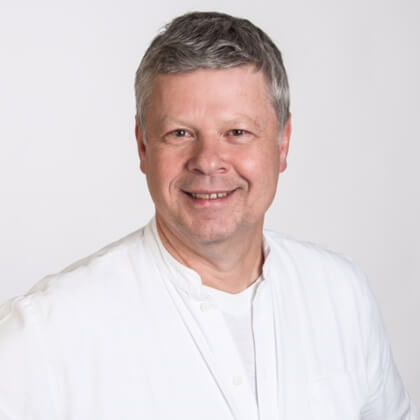 Dr. Behne